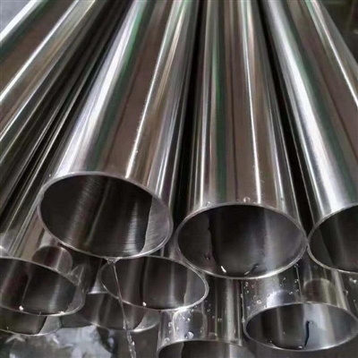 Saumaton vai hitsattu? Master Steel Pipe -valinta vain minuutissa!